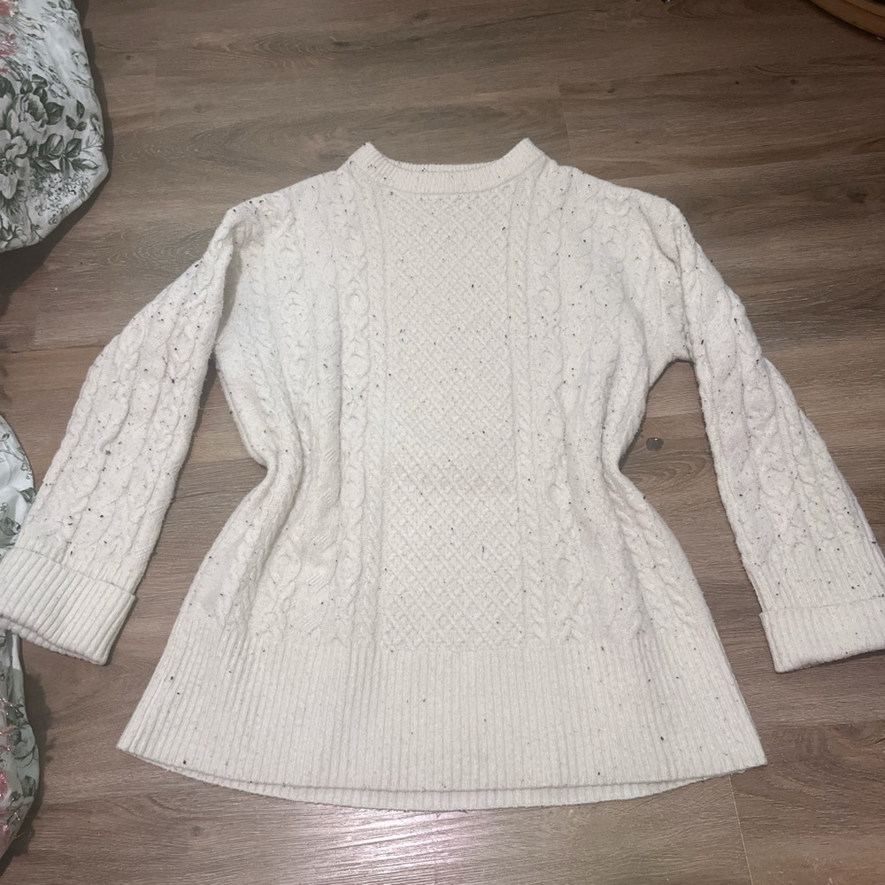 Elegant Cream Cable Knit Sweater